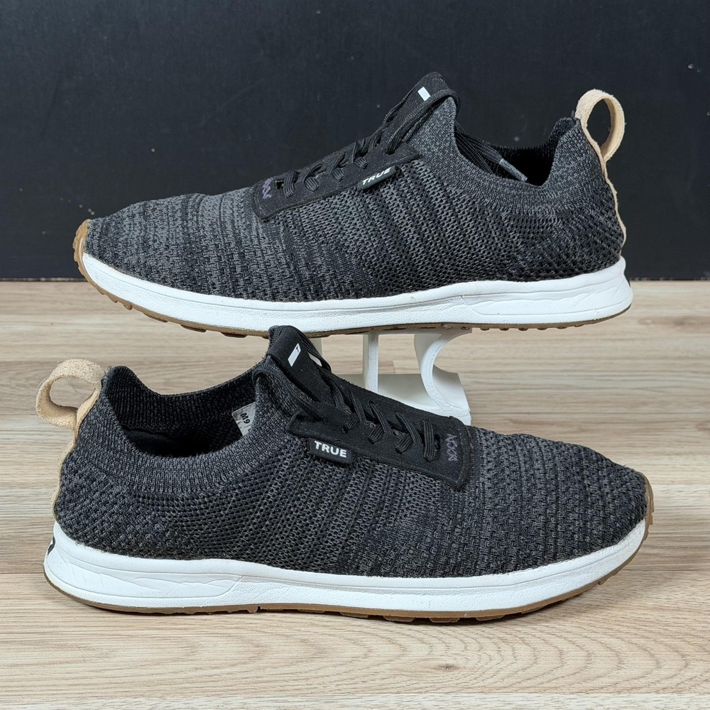 True Linkswear Golf Shoes Mens Size 9 Black Gray True Knit Spikeless Breathable